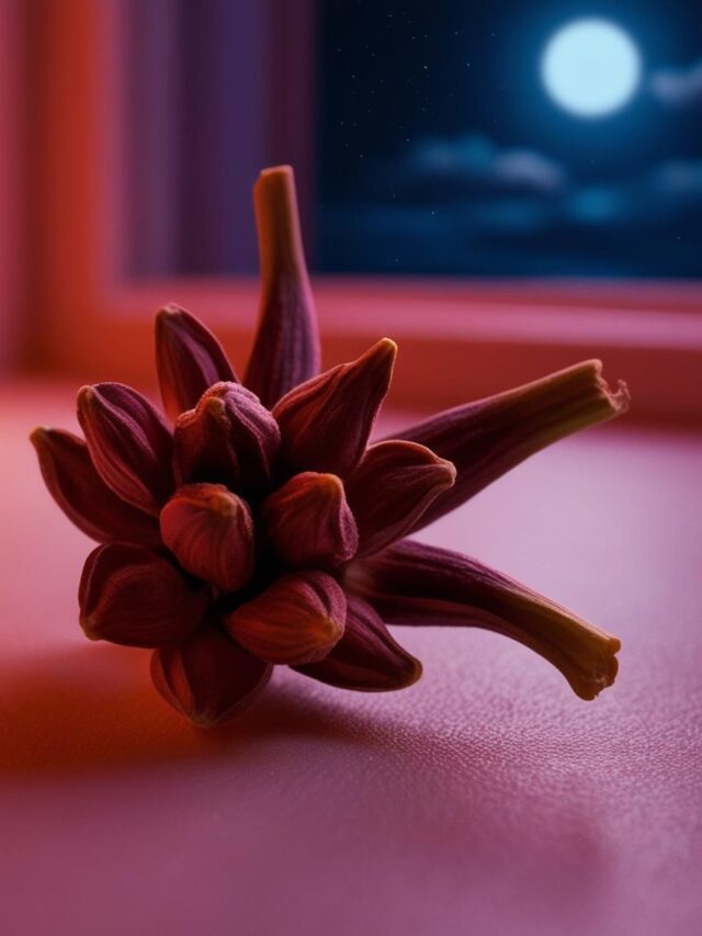 रात में सोने से पहले khaate hue clove